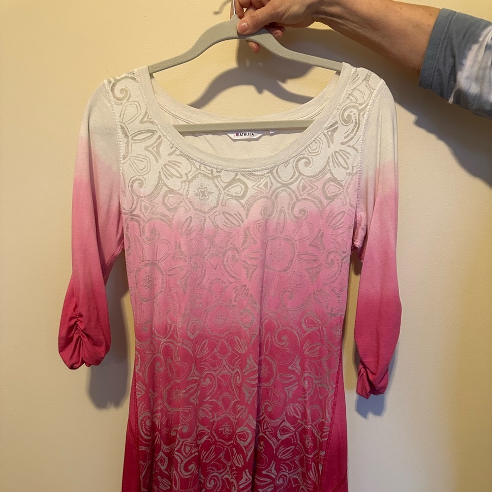 Athleta long sleeve shirt